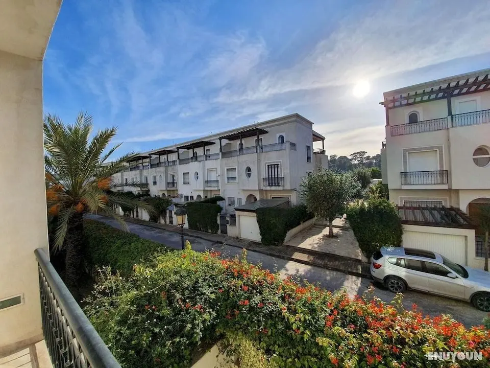Majestic Malaga Apt de Luxe Entre Marsa Carthage - Oda