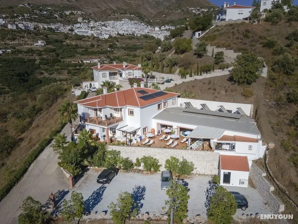 Malaga Hills, Adults Only boutique, wellness & hiking Eco-Hotel - Dış Mekan