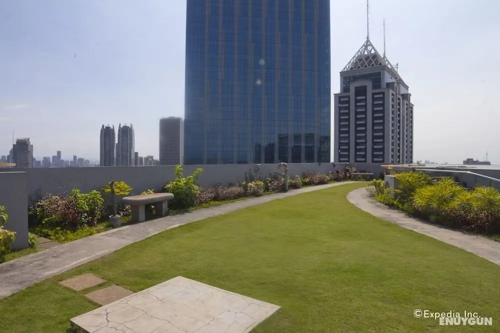 The Malayan Plaza - Dış Mekan