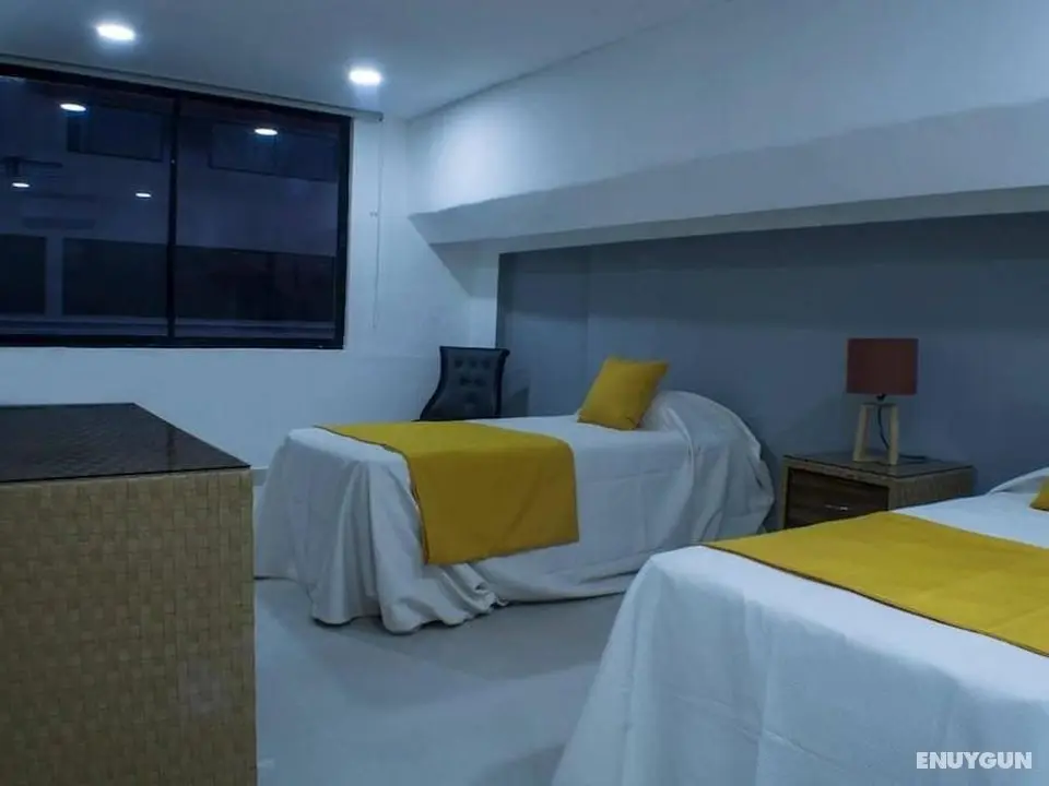 Malecon Premium Rooms - Oda