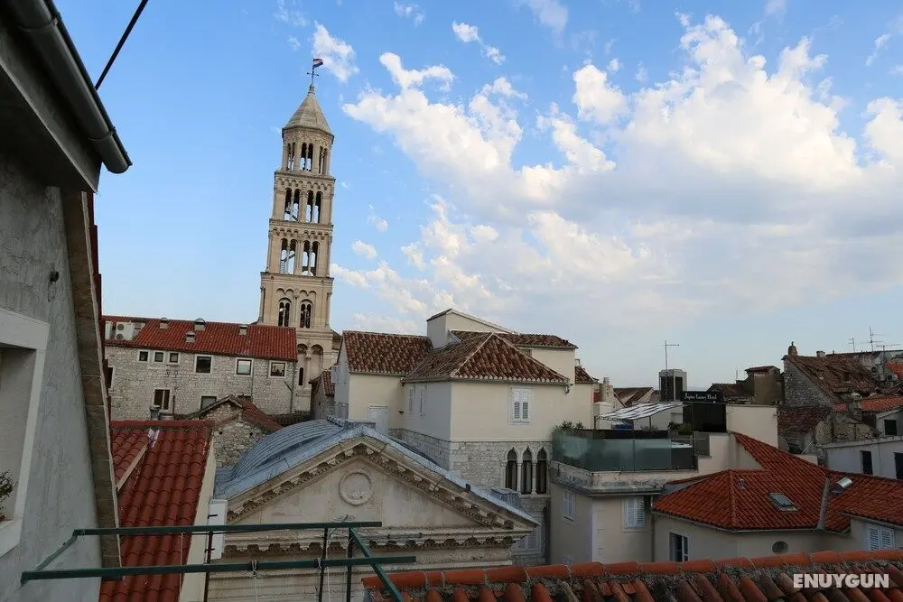 Malena Palace - Öne Çıkan Resim