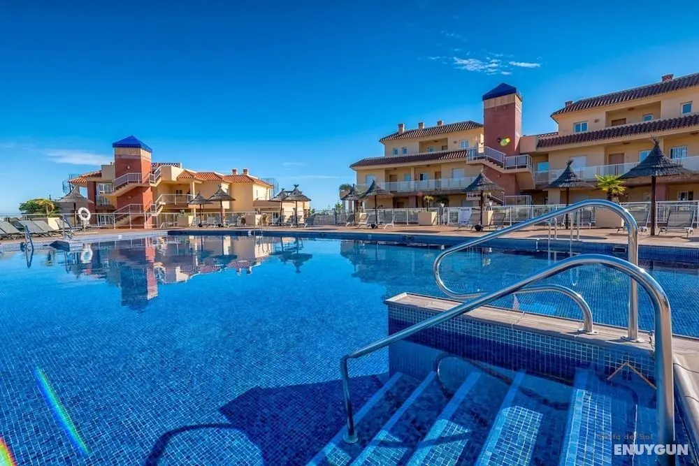 Malibu 6 -lux. 2BR Sea View Condo in Club la Costa - Öne Çıkan Resim