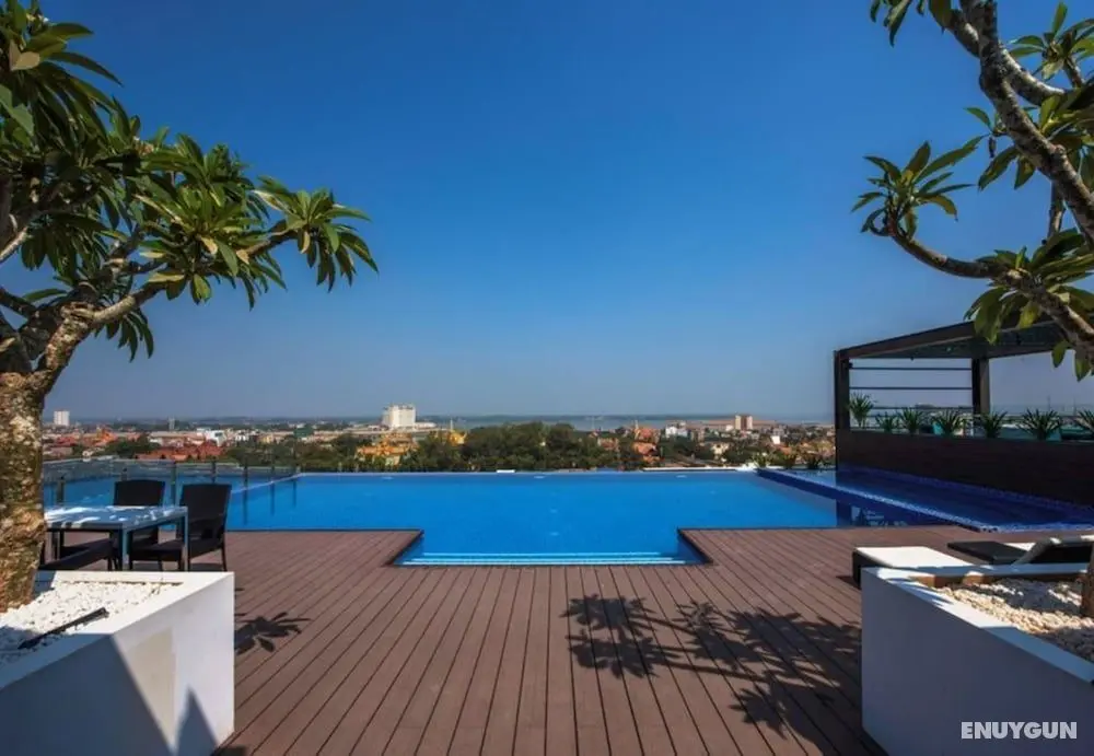 Maline Exclusive Serviced Apartments - Havuz