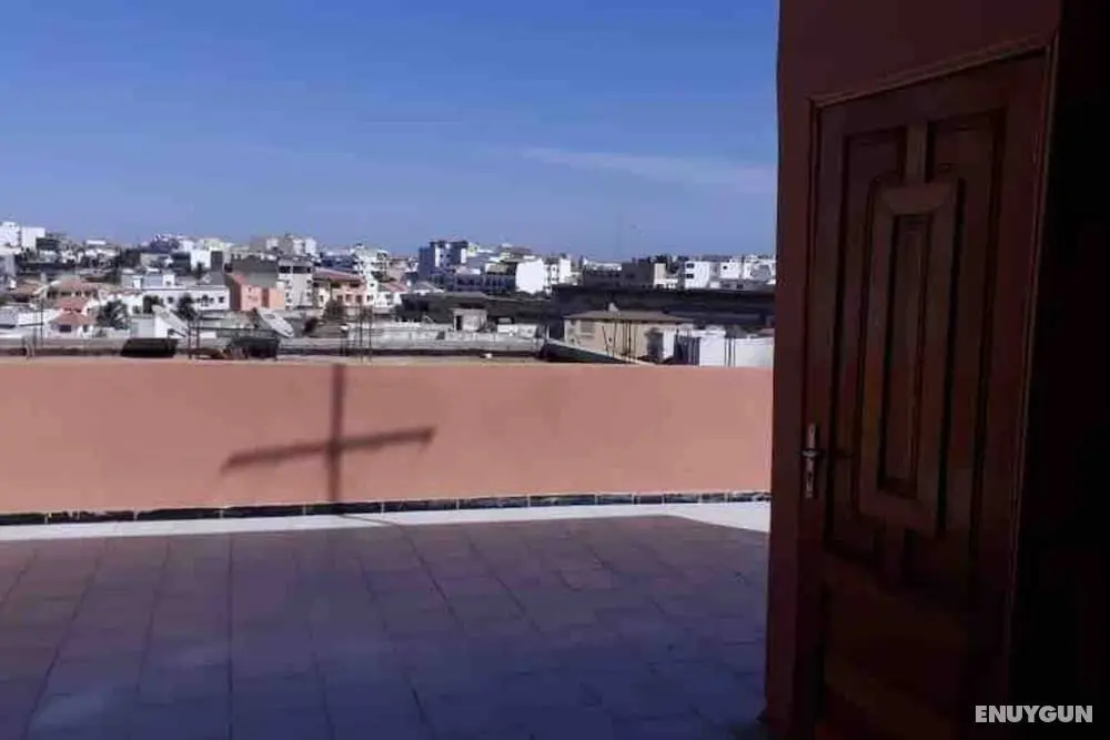 Mam Lovely 2-bed Apartment in Dakar-almadies - Dış Mekan