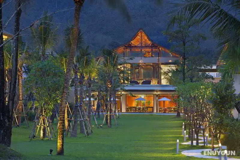 Manathai Khao Lak - Genel