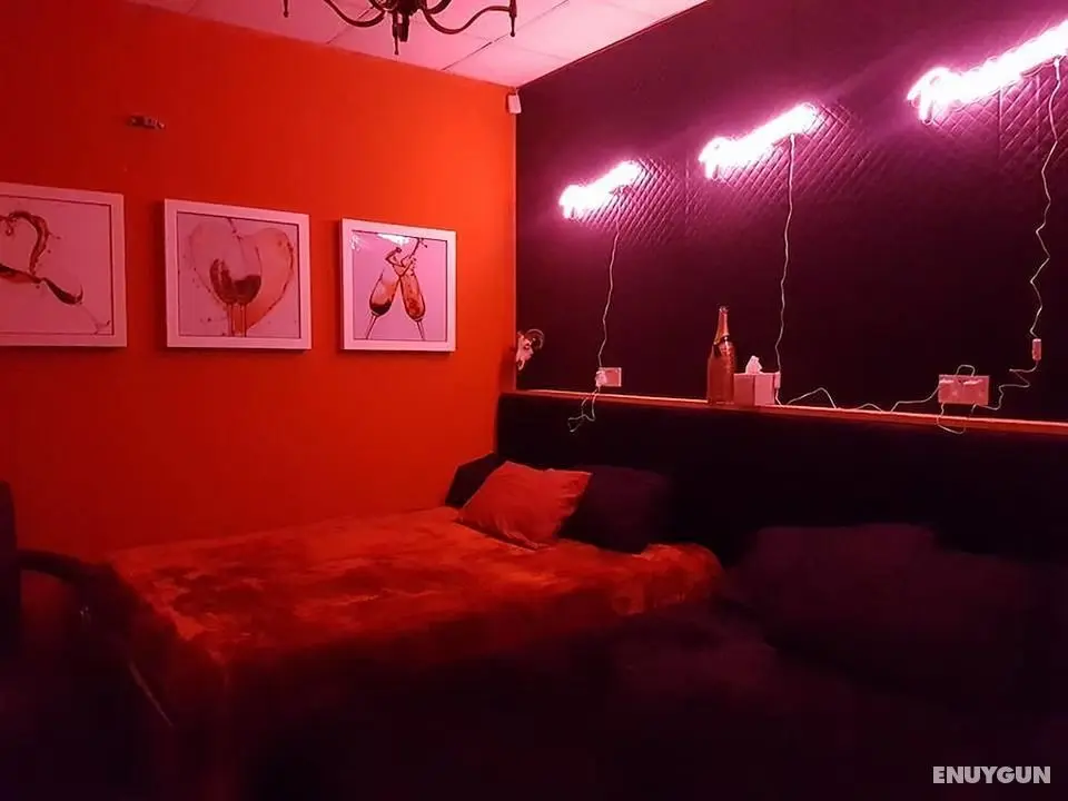 Manchester Party Pad - Öne Çıkan Resim