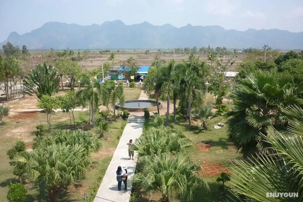 Maneemudjalin Resorts Farm Stay - Dış Mekan