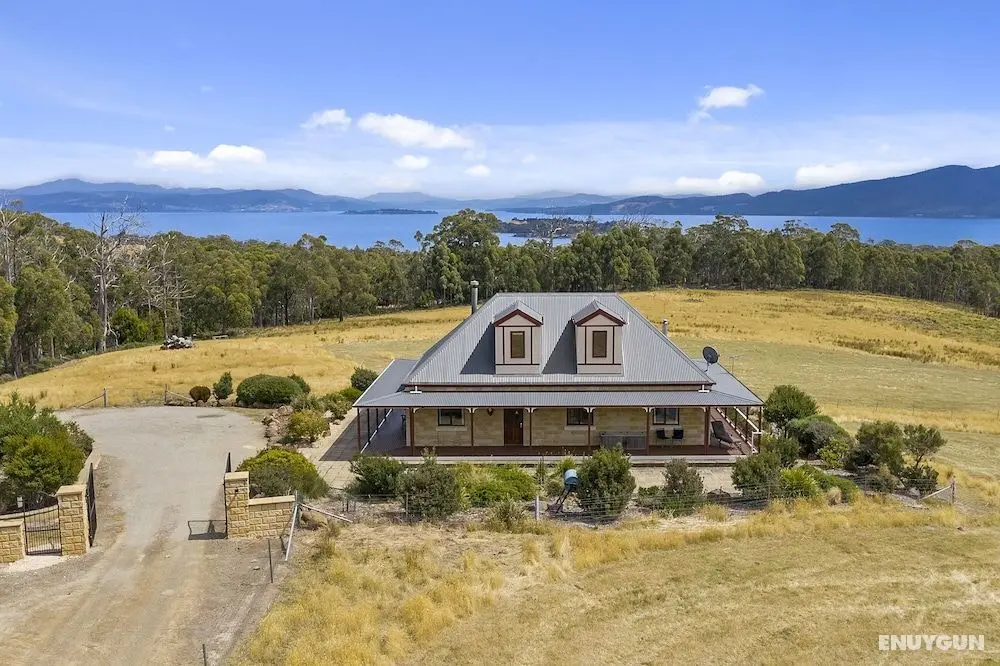 Manfield Country Bruny Island - Öne Çıkan Resim