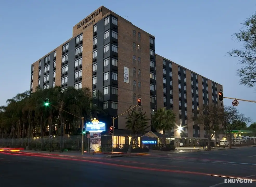 Manhattan Hotel - Öne Çıkan Resim