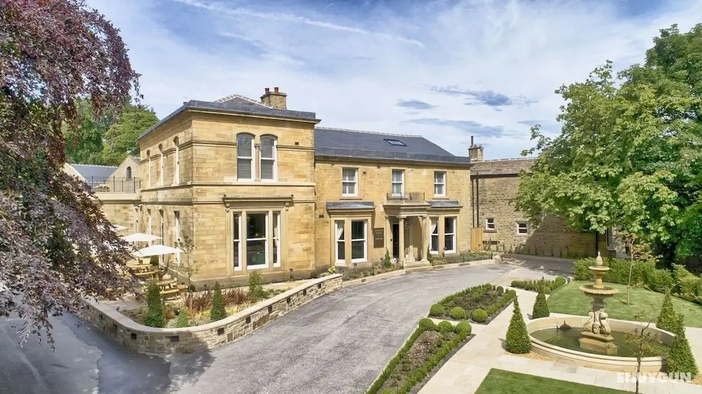 Manor House Lindley - Öne Çıkan Resim