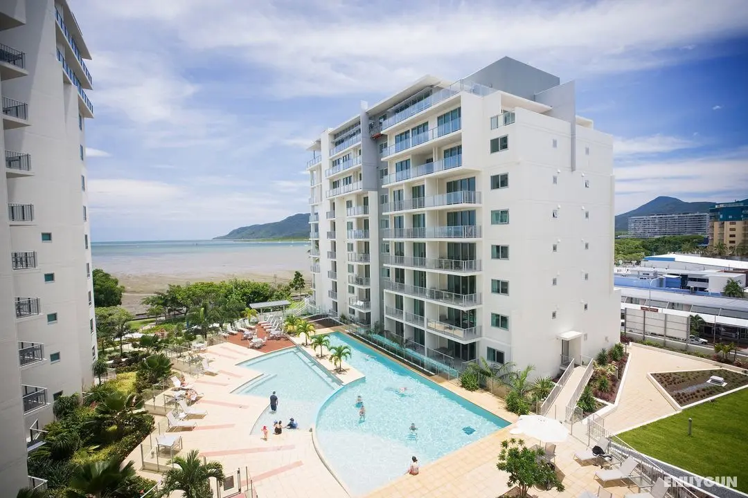 Mantra Trilogy Cairns - Plaj