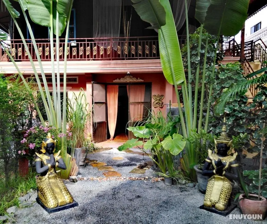ManuelaEric Homestay - Dış Mekan