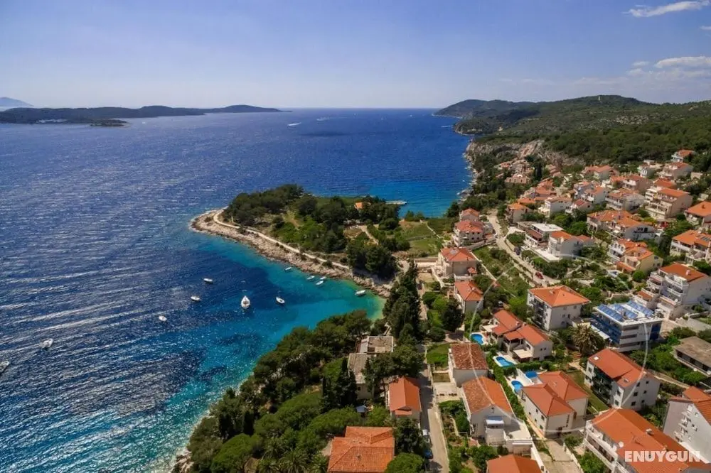Villa Mare in Hvar With 4 Bedrooms and 3 Bathrooms - Öne Çıkan Resim