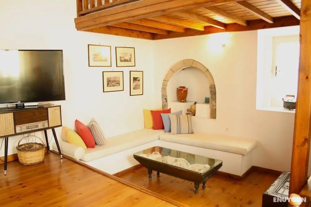 Mariakis Luxury Studios - Öne Çıkan Resim