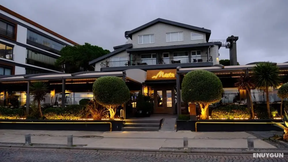 Marin Otel & Restaurant - Gece Görünümü