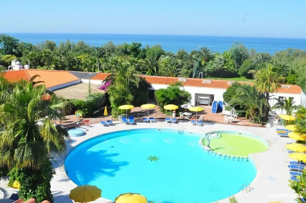 Marina Club Hotel - Öne Çıkan Resim