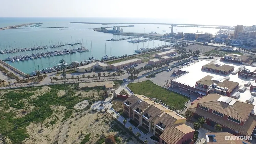 Marina di Cala del Sole - Dış Mekan