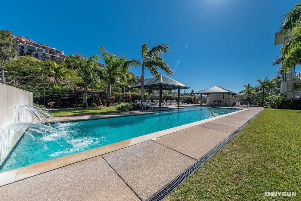 Marina Dreams - Airlie Beach - Öne Çıkan Resim