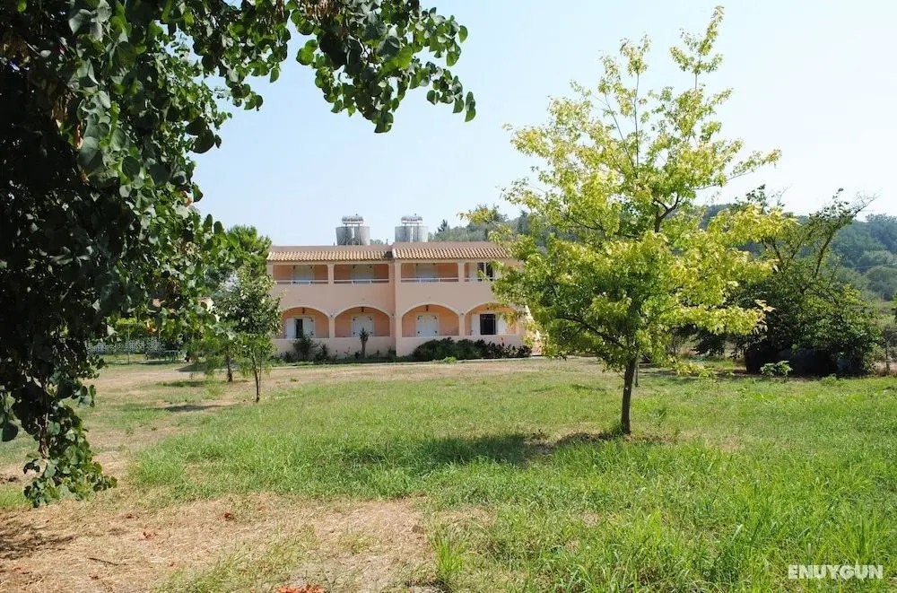 Marina Studios - Öne Çıkan Resim