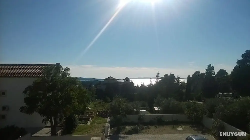 Markle - Swimming Pool and Sunbeds - A3 - Dış Mekanlar