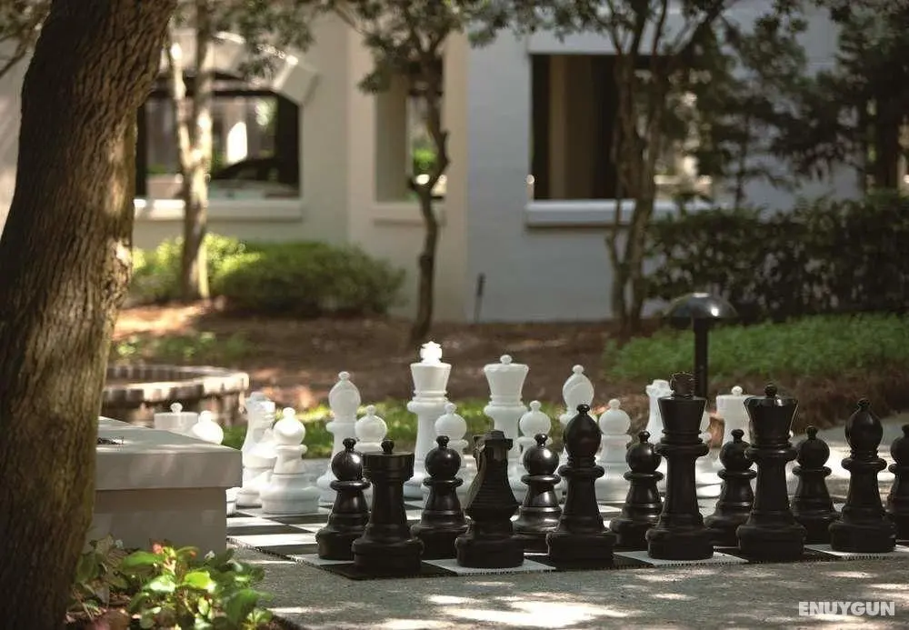 Marriott's Harbour Club - Genel