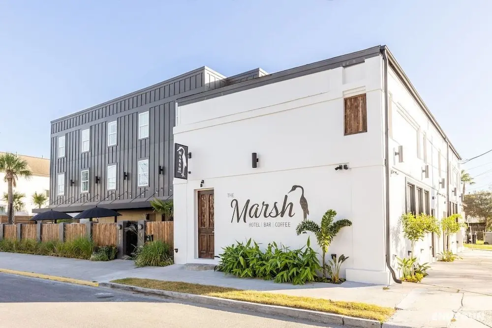 Marsh Hotel - Dış Mekan