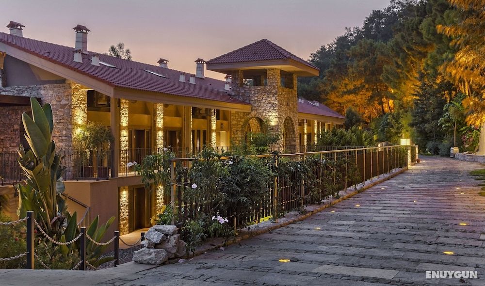 Martı Hemithea Hotel