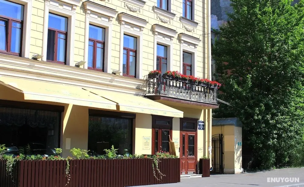 Mary Hotel - Dış Mekan