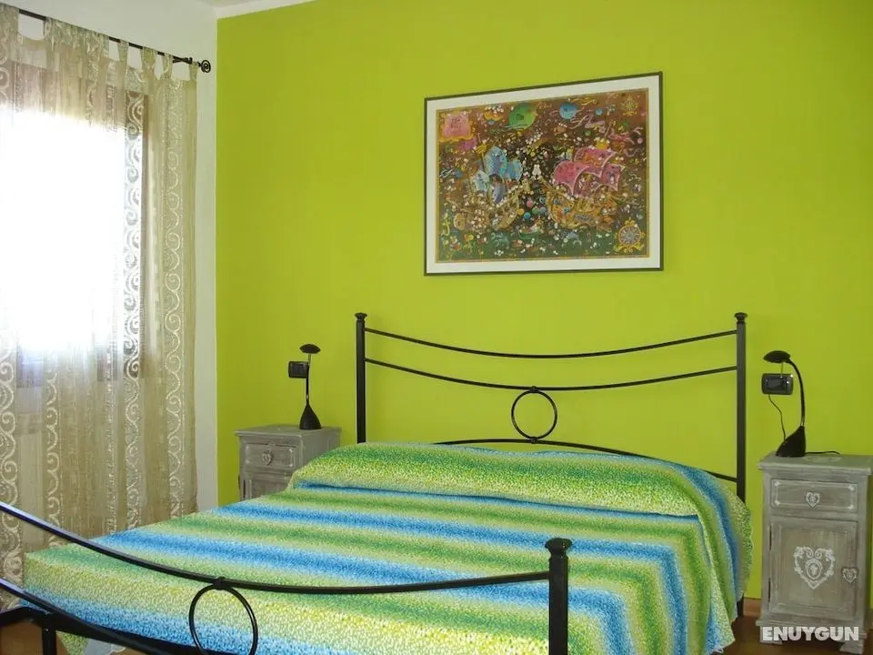 Master Apartment in Villa 68 Places With Large Private Garden - Öne Çıkan Resim