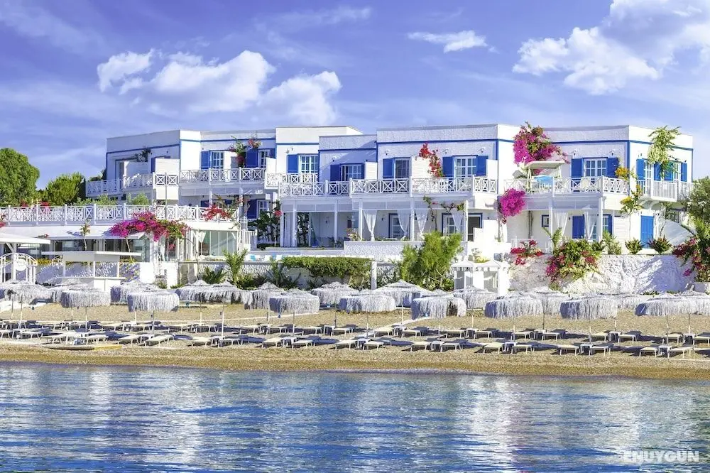 Otel Mavi Beyaz Palamutbükü - Öne Çıkan Resim