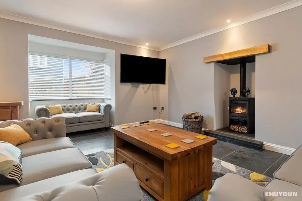 Maynor - Large Luxury House Log Burner Central Location - Oda