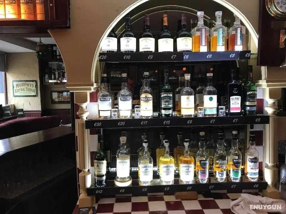 McCauls Bar & Guesthouse - Öne Çıkan Resim