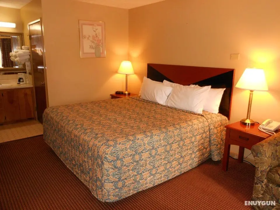 McClellan Inn Anniston - Öne Çıkan Resim