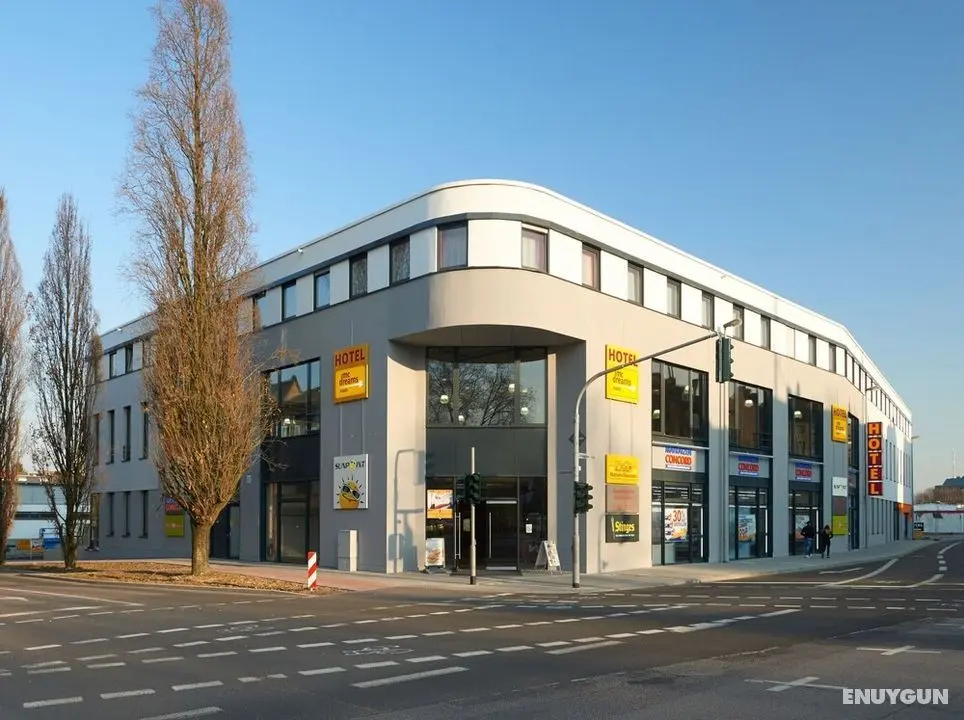 McDreams Hotel Mönchengladbach - Dış Mekan