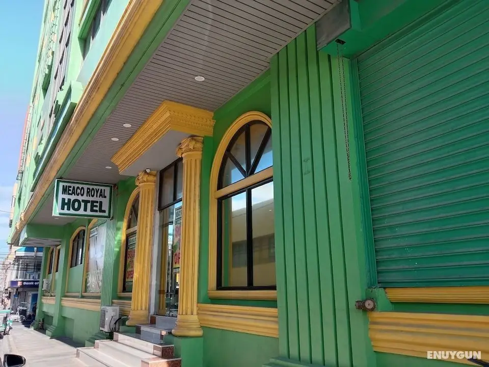 Meaco Royal Hotel- Lucena - Dış Mekan