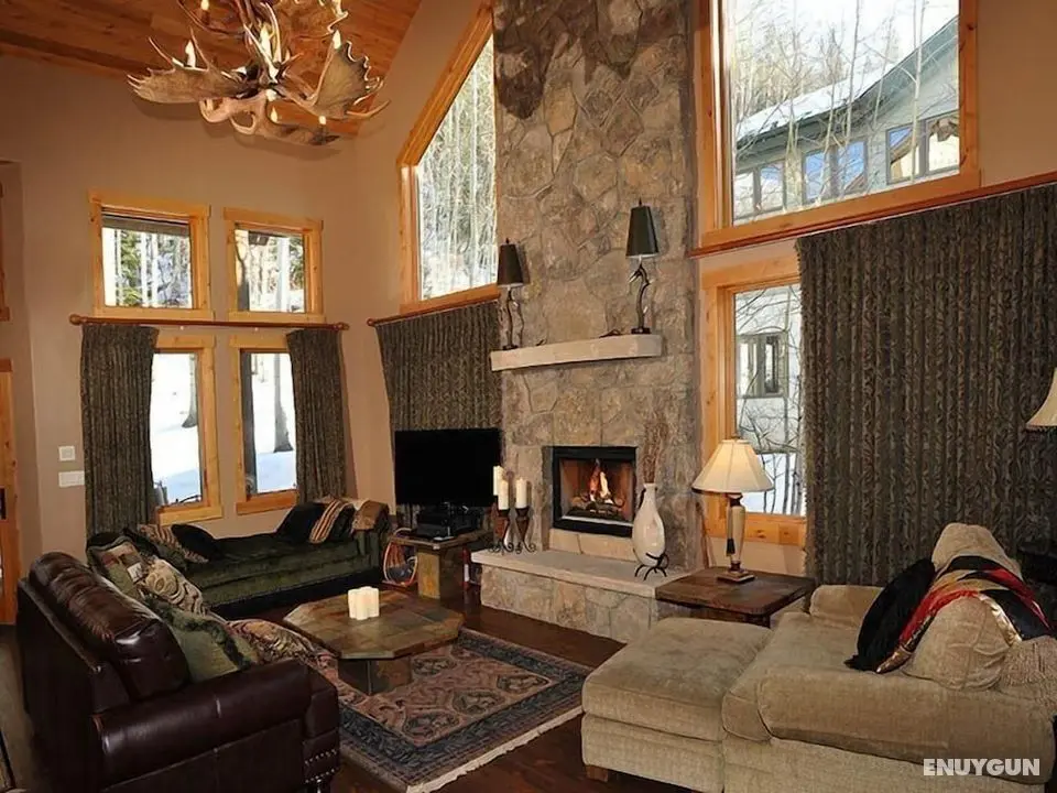 Meadow Brook Chalet - Öne Çıkan Resim