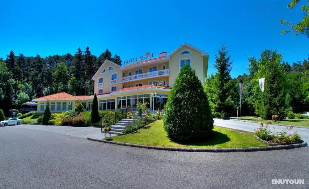 Villa Medici Hotel Restaurant - Dış Mekan