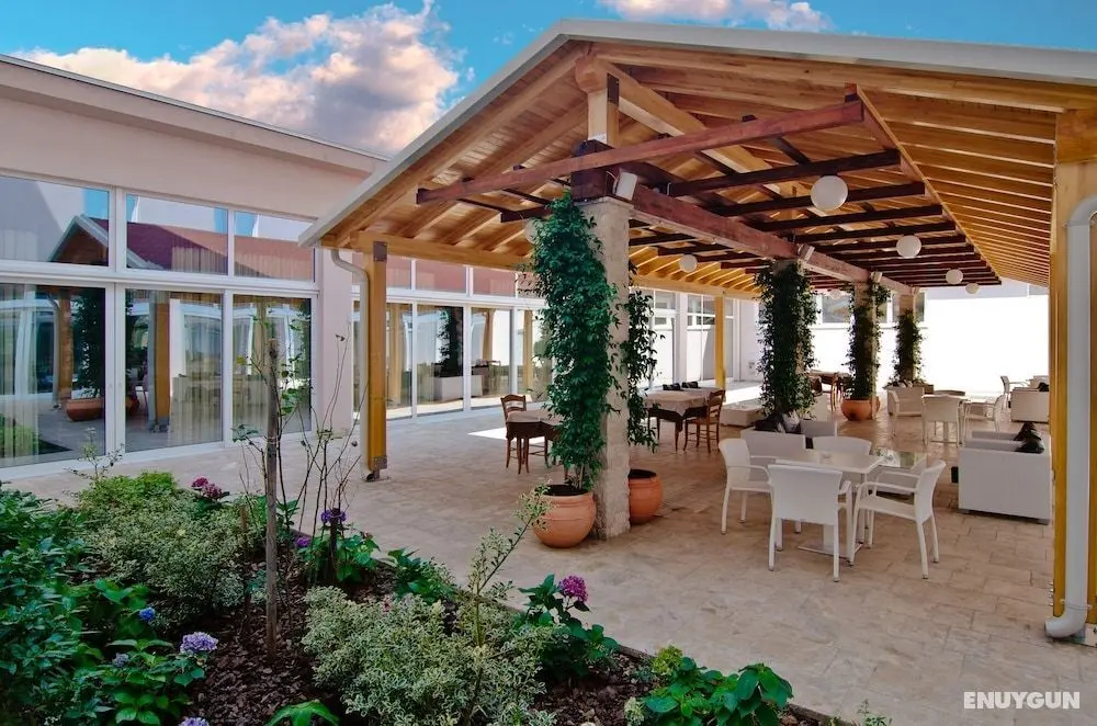 Medjugorje Hotel & Spa - Dış Mekanlar