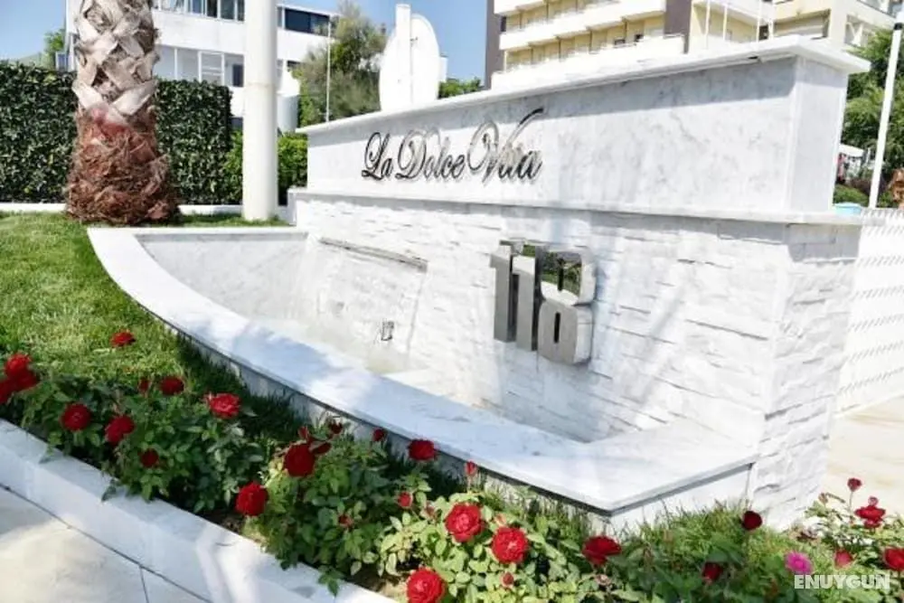 Meg Lifestyle Hotel - Dış Mekan