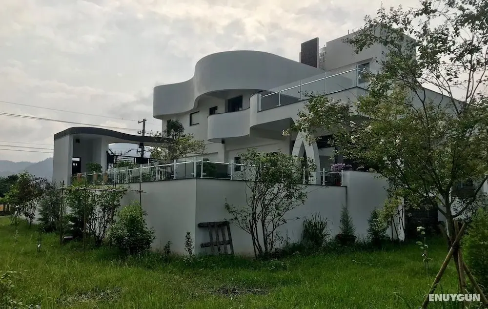Meinung On the Field Homestay - Öne Çıkan Resim
