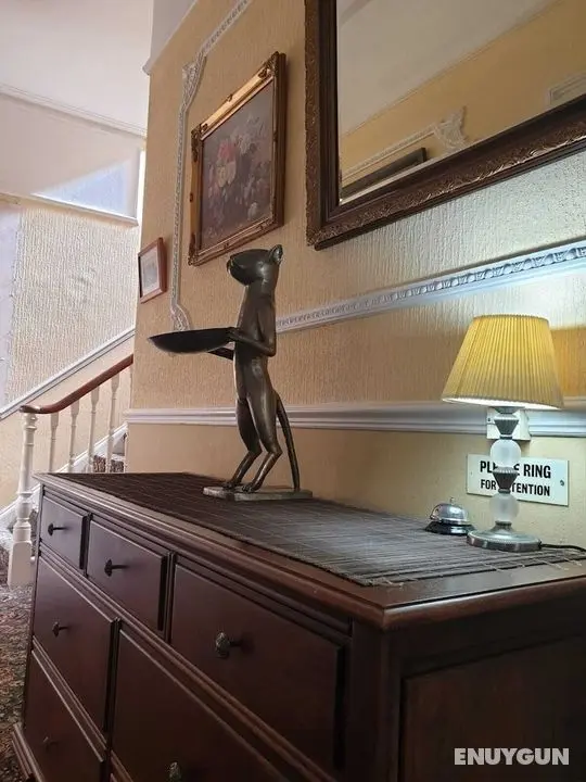 Melba House - Lobi