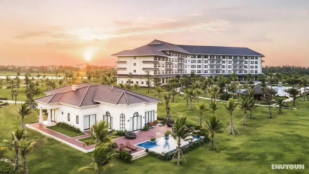 Melia Vinpearl Cua Hoi Beach Resort - Öne Çıkan Resim