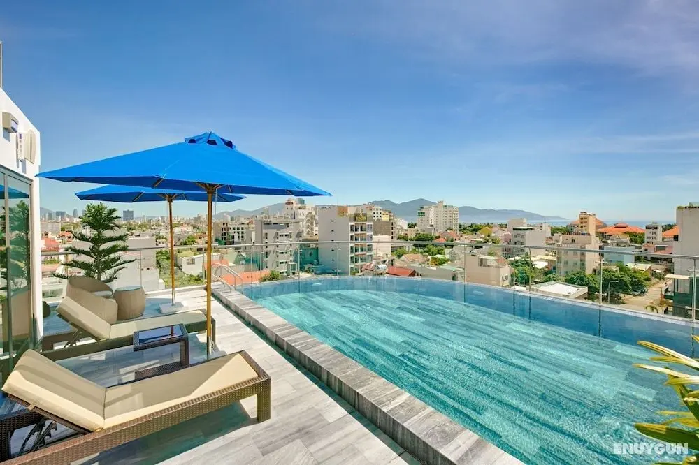 Meliora Hotel & Apartment Da Nang - Havuz