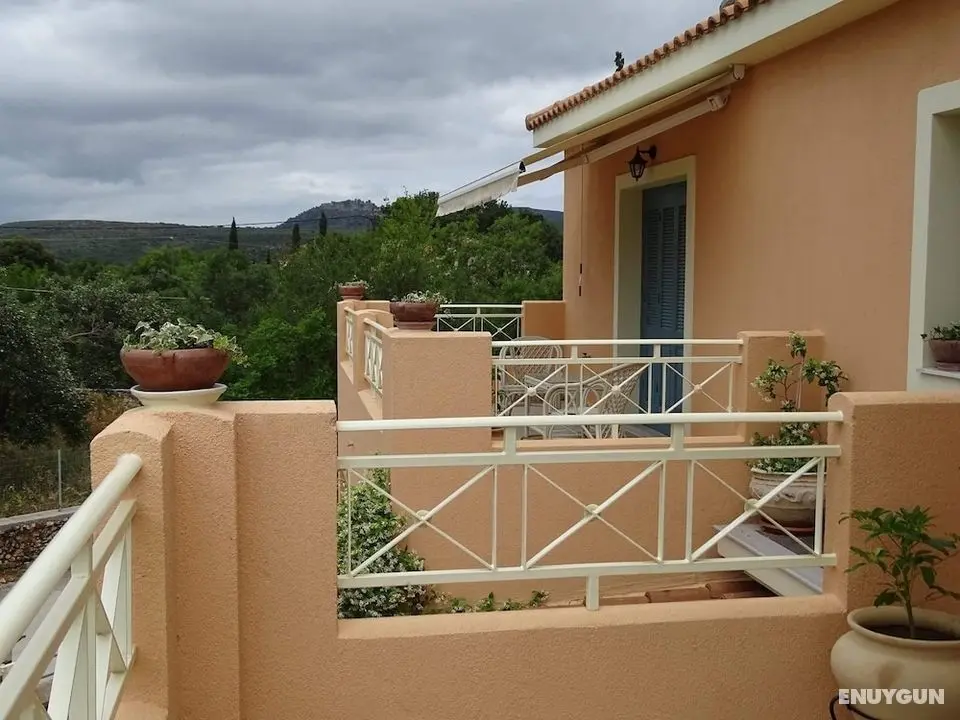 Mel's Apartments - Öne Çıkan Resim