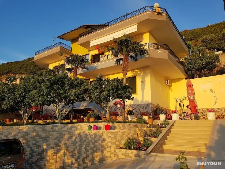 Villa Meminaj Vlore, Sea View and Garden, Vlore - Dış Mekan