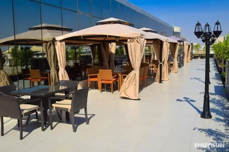 Mena Airport Hotel Jeddah - Yeme / İçme