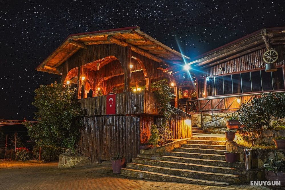 Menzara Konaklama