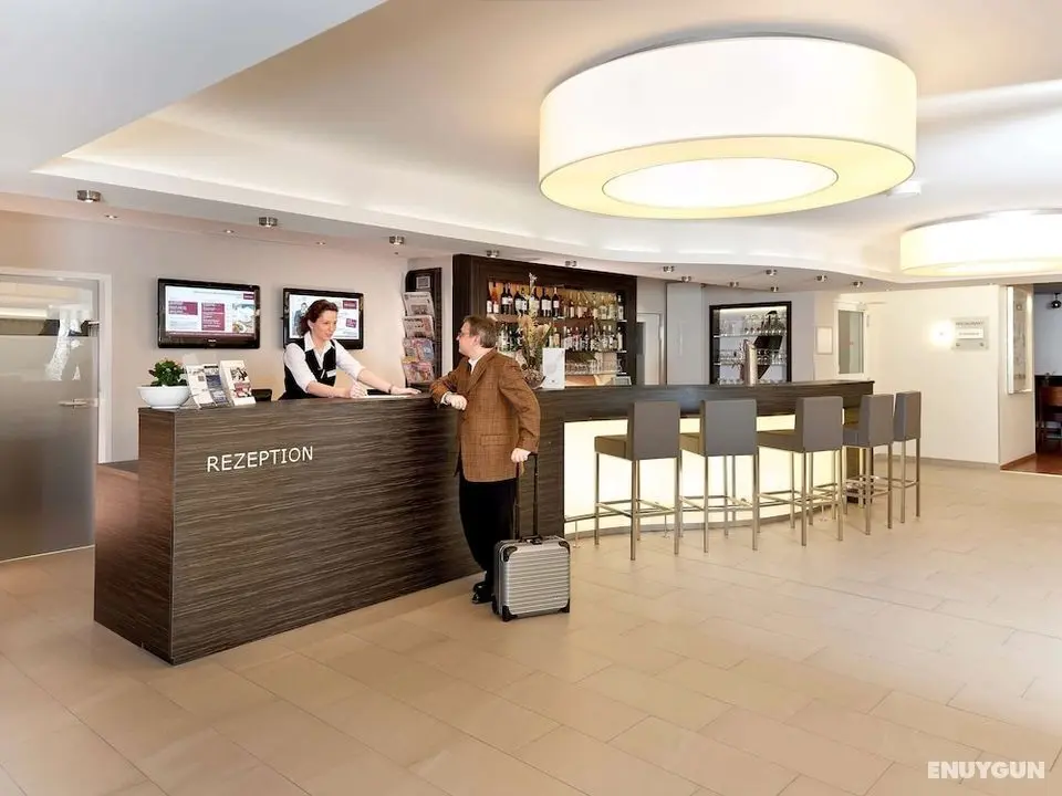 Mercure Hotel Am Entenfang Hannover - Lobi