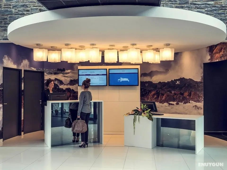 Hotel Mercure Cherbourg Centre Port - Lobi