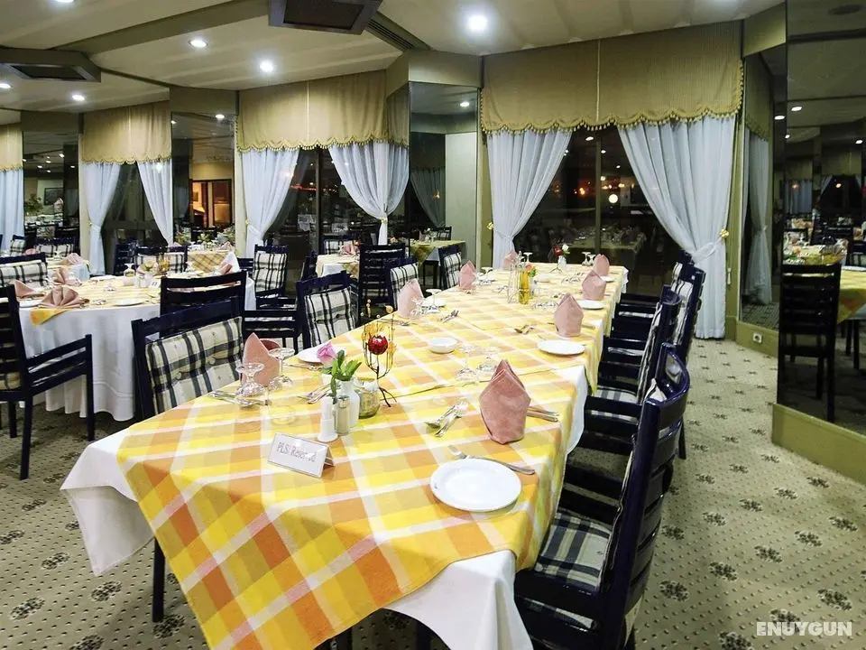 Mercure Hotel Khamis Mushayt - Oda